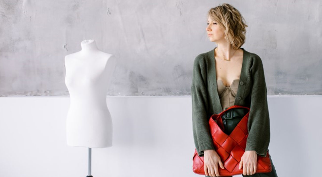 Детальніше про статтю РАЦІОНАЛЬНА МОДА: ЯК БРЕНДАМ АДАПТУВАТИСЯ ДО ЗМІН СПОЖИВЧИХ ПРІОРИТЕТІВ